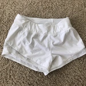 White lululemon shorts